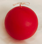 Adorno de vela esférica roja para árbol de Navidad, ideal como decoración festiva y regalo en Barcelona.