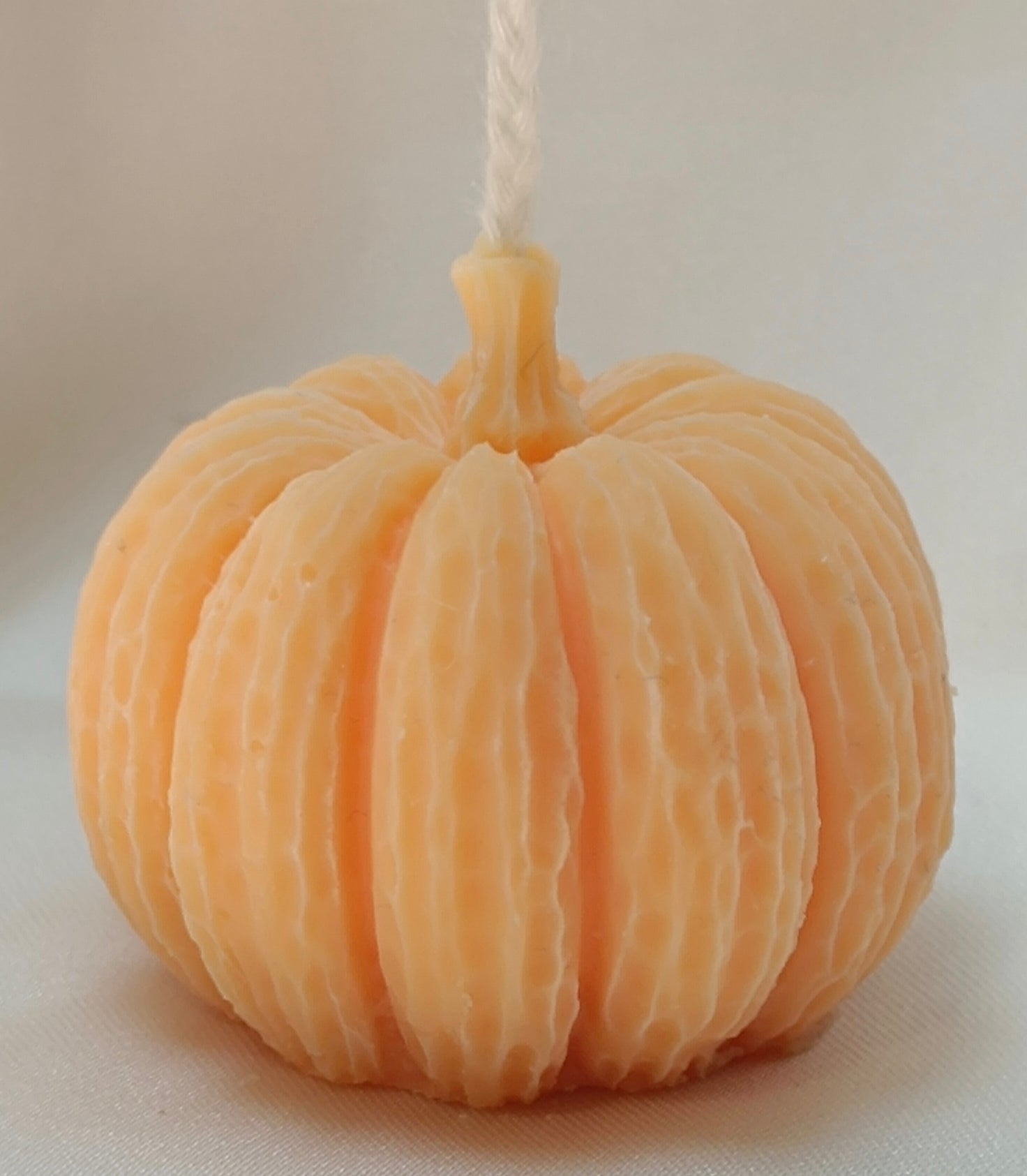 Vela Artesanal Pequeña "Calabaza de Halloween"