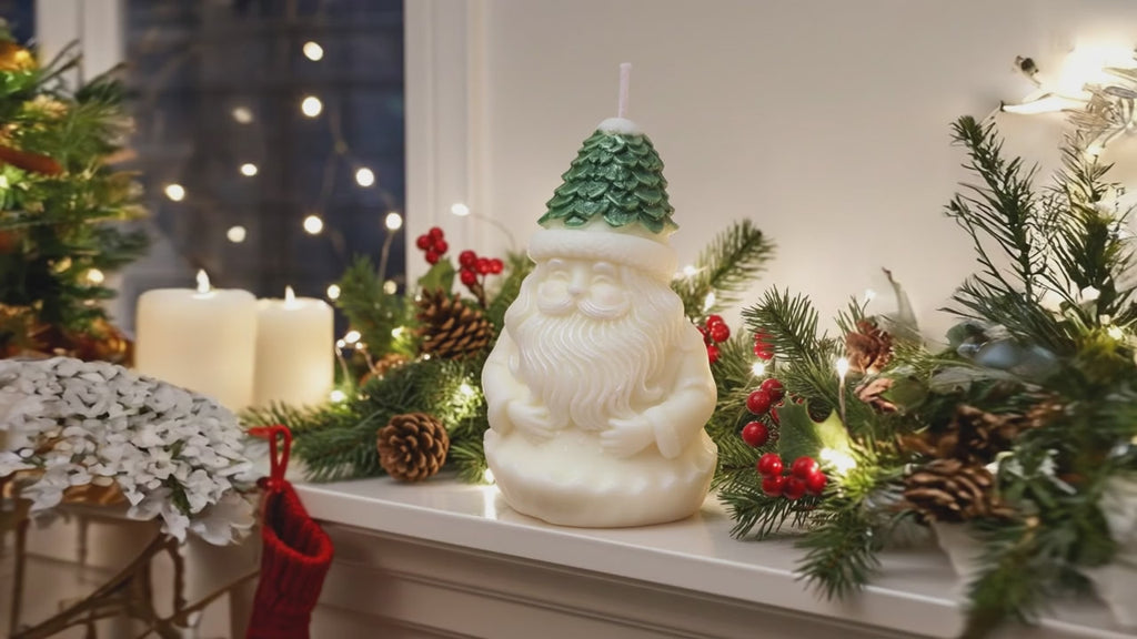 Vela de Navidad Aromática: Papá Noel con Gorro de Árbol
